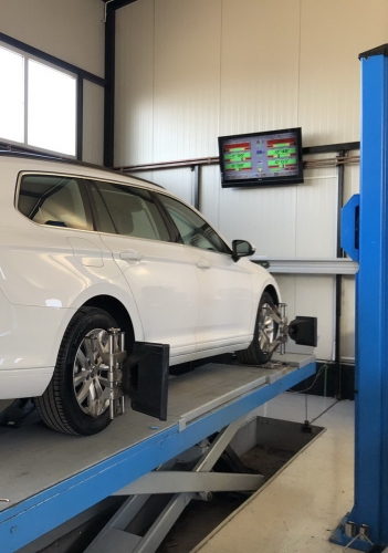 Autoservis Moma 3D optika trapa