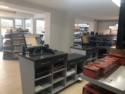 Auto servis Moma prodavnica auto dijelova